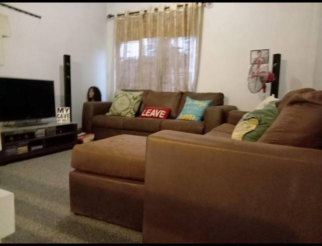 2 BEDROOM TOWNHOUSE FOR SALE IN THE WOLDS